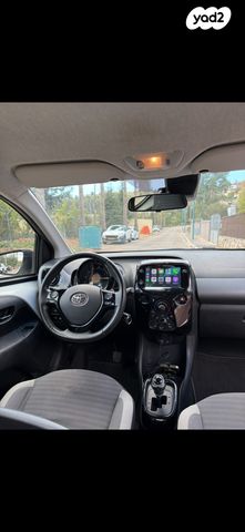 טויוטה אייגו