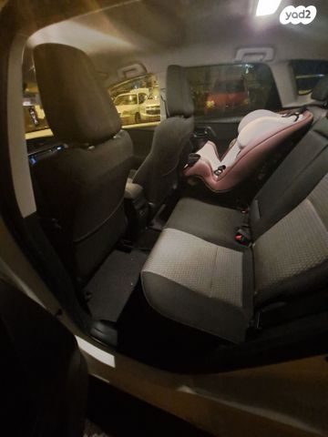 טויוטה אוריס