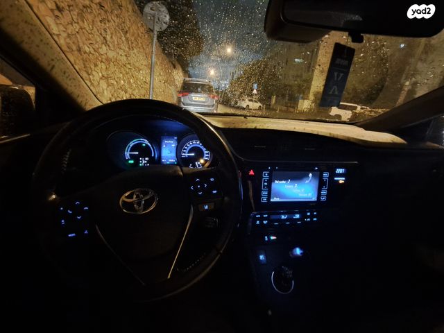 טויוטה אוריס