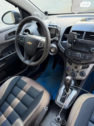 שברולט סוניק