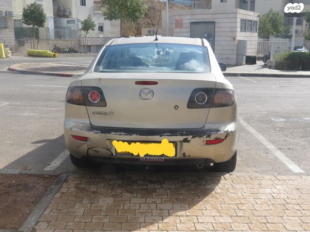 מאזדה 3