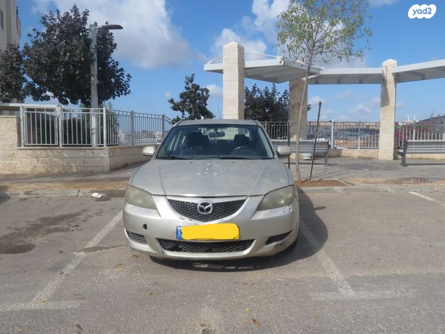 מודעת רכב מאזדה 3