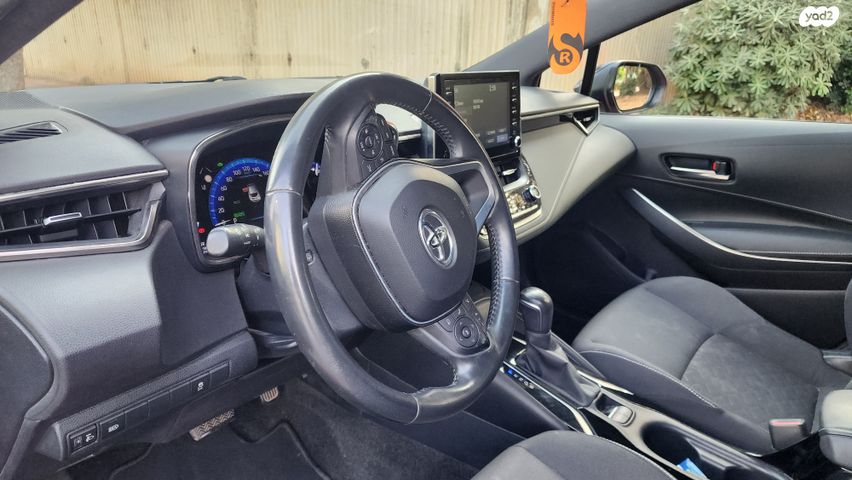 טויוטה קורולה