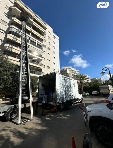 מודעת רכב פולקסווגן קראפטר