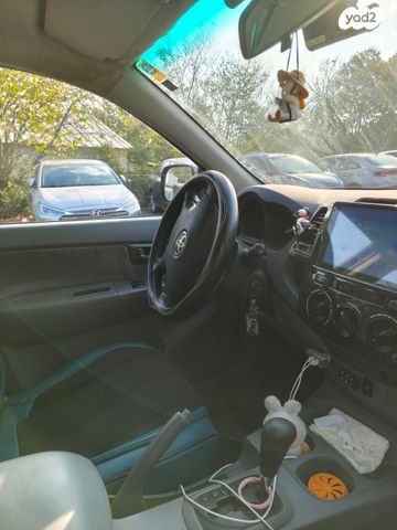 מודעת רכב טויוטה היילקס ויגו