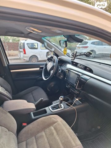 מודעת רכב טויוטה היילקס