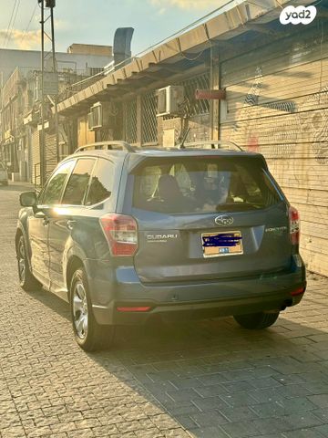 סובארו פורסטר