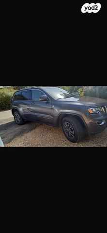 מודעת רכב ג'יפ גרנד צ'ירוקי