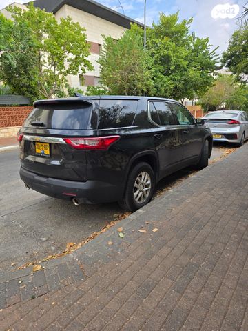 שברולט טראוורס