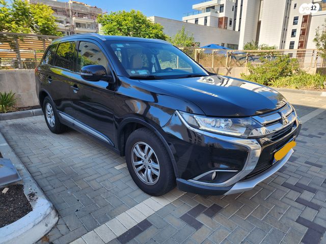 מיצובישי אאוטלנדר