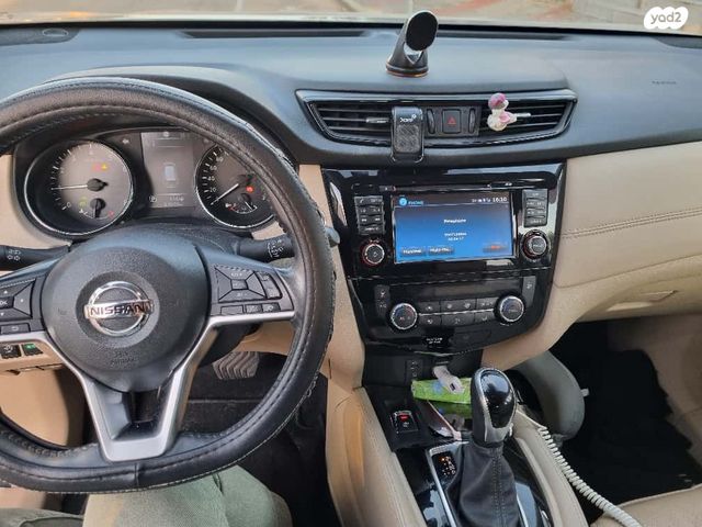 ניסאן אקס טרייל