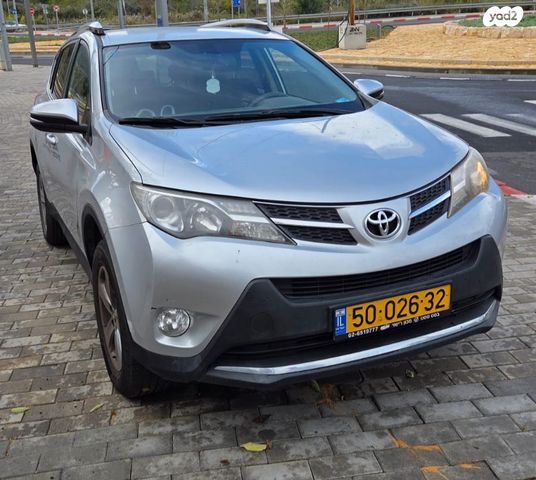 מודעת רכב טויוטה RAV4