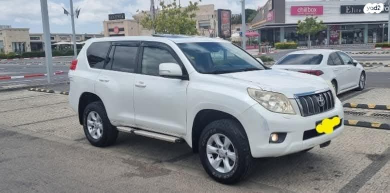 טויוטה לנד קרוזר