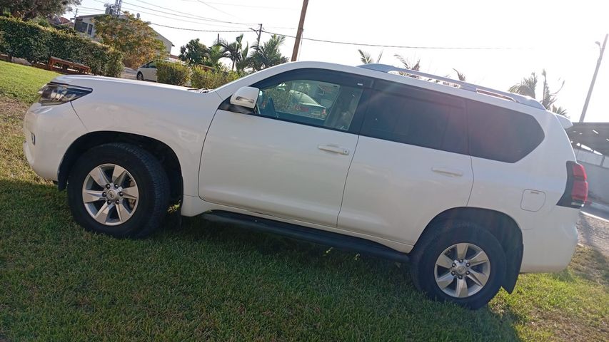 טויוטה לנד קרוזר