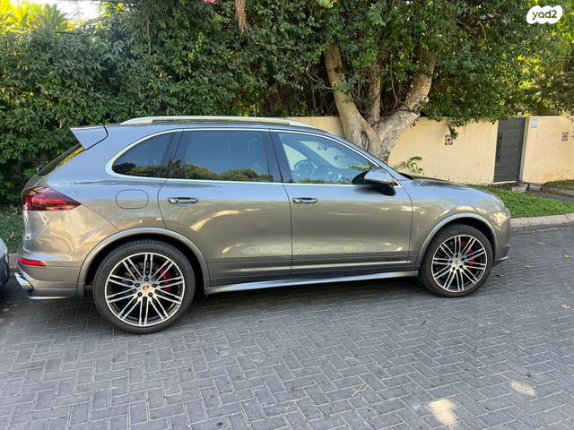 פורשה קאיין