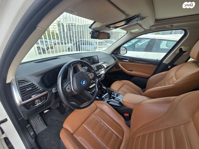 מודעת רכב ב מ וו iX3