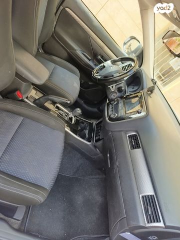 מיצובישי אאוטלנדר