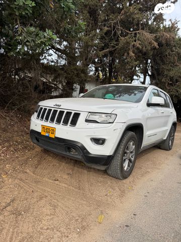 מודעת רכב ג'יפ גרנד צ'ירוקי