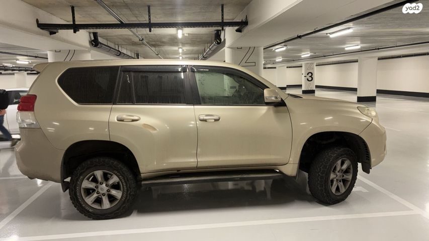 מודעת רכב טויוטה לנד קרוזר