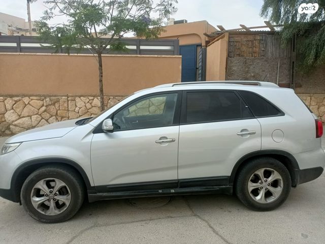 מודעת רכב קיה סורנטו