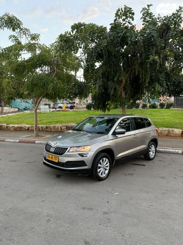 מודעת רכב סקודה קארוק