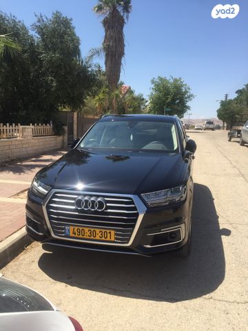 מודעת רכב אאודי Q7