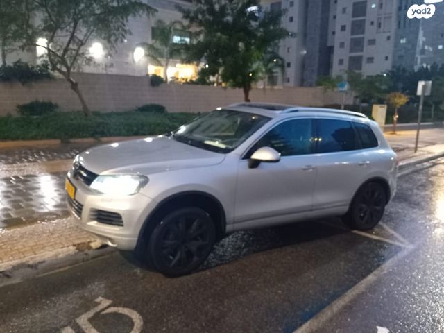 מודעת רכב פולקסווגן טוארג