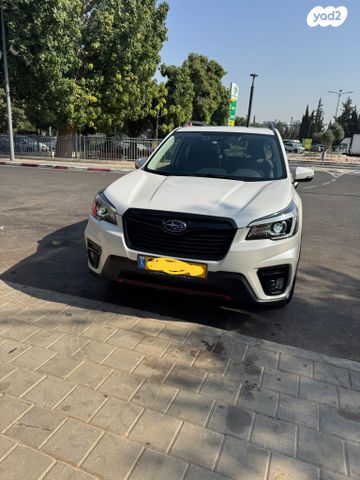 סובארו פורסטר