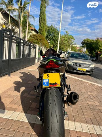 קאוואסאקי נינג'ה ZX 10R