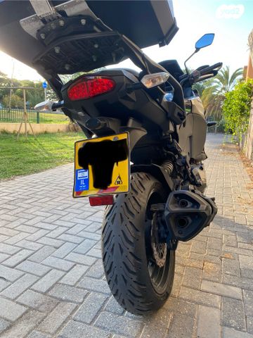 קאוואסאקי Versys 1000