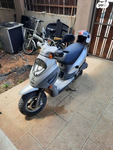 מודעת רכב קימקו טופ בוי 50