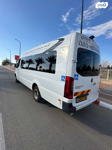 מיניבוסים ורכבי הסעות