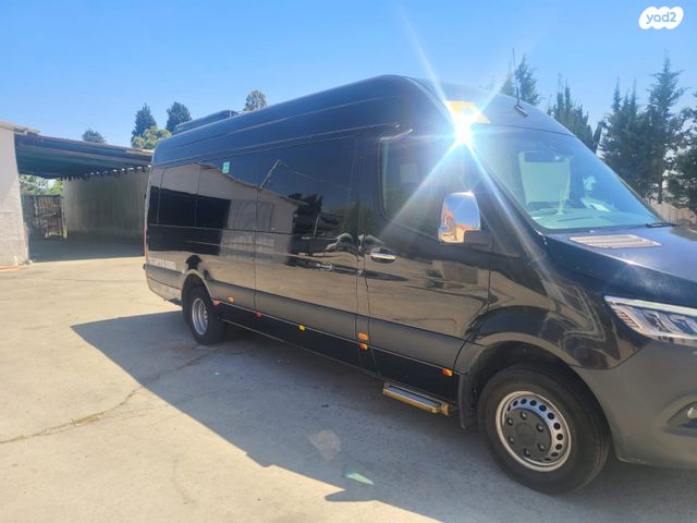 מיניבוסים ורכבי הסעות