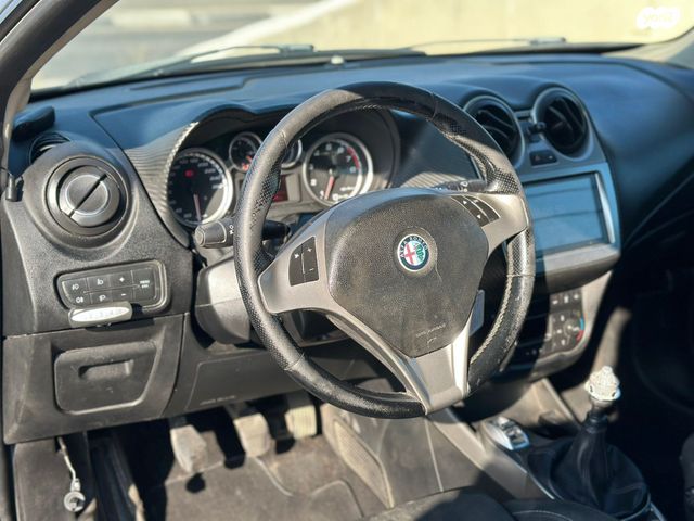 אלפא רומיאו מיטו