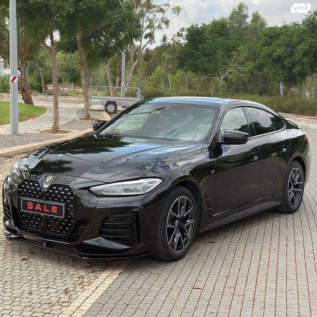 מודעת רכב ב מ וו סדרה 4