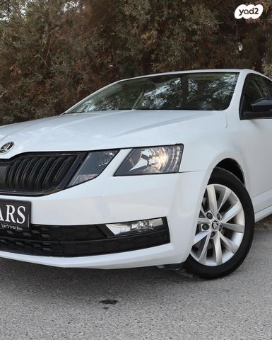 סקודה אוקטביה