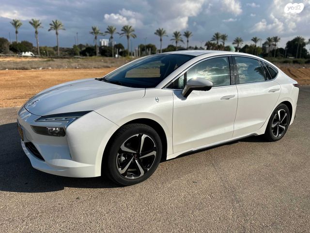 אי.וי איזי Limo