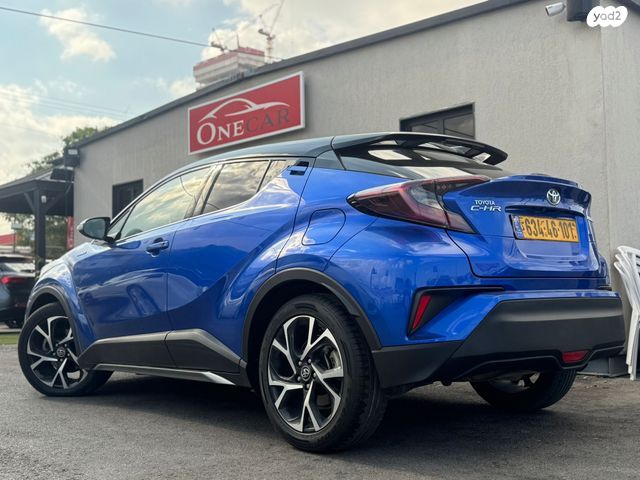 מודעת רכב טויוטה C-HR