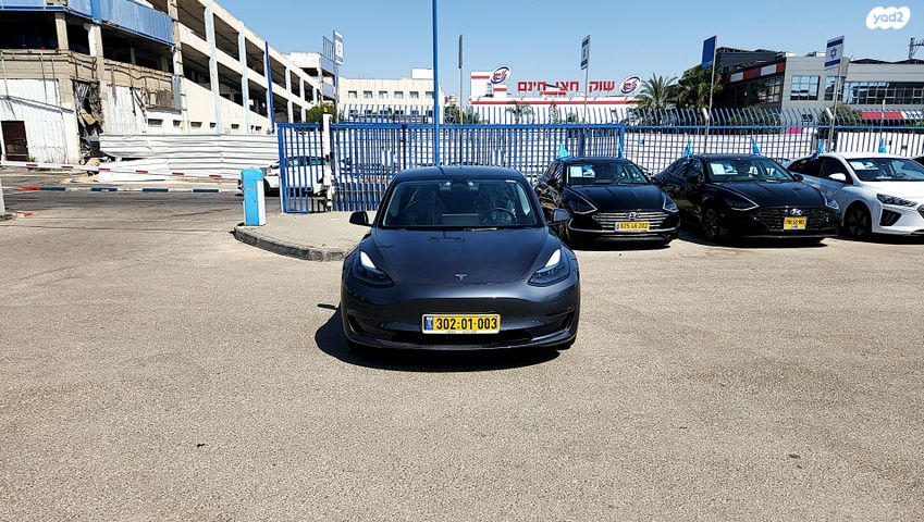טסלה מודל 3