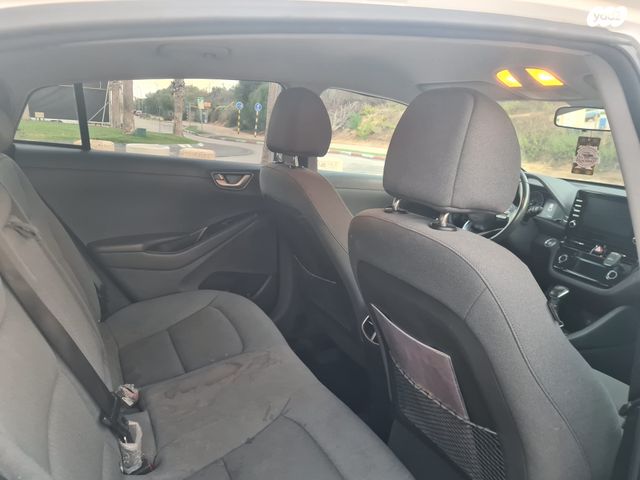 יונדאי איוניק