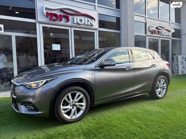 מודעת רכב אינפיניטי Q30