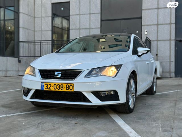 מודעת רכב סיאט לאון