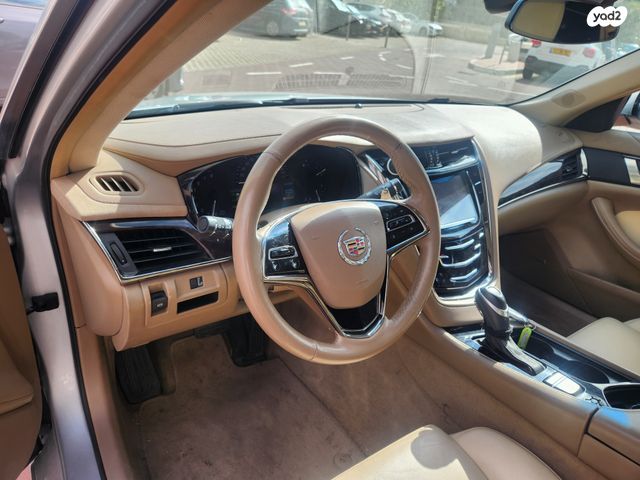 קאדילק CTS