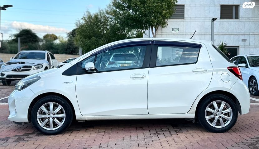 מודעת רכב טויוטה יאריס