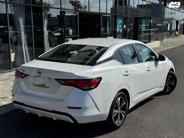 ניסאן סנטרה