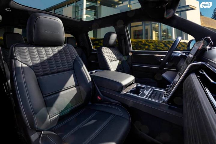 ג'י.אם.סי סיירה EV