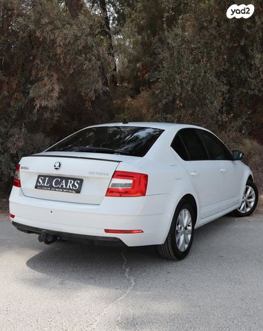 סקודה אוקטביה