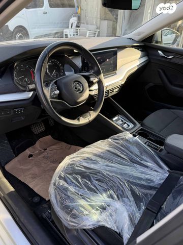 סקודה אוקטביה 