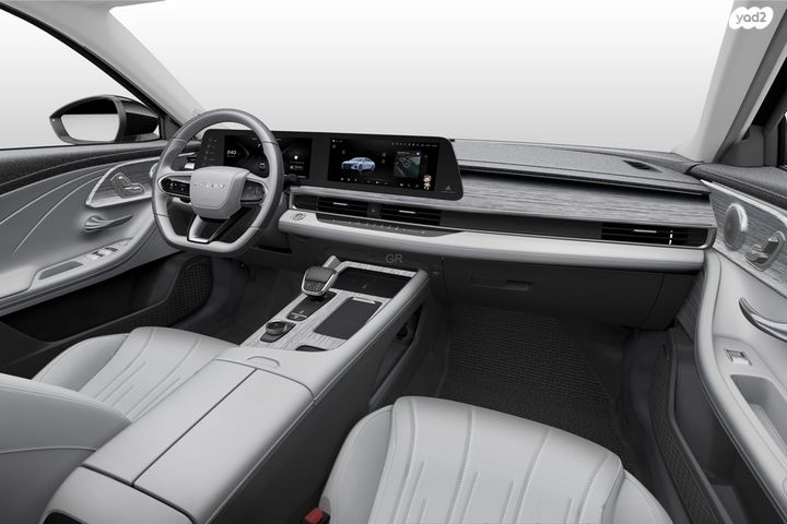 צ׳רי אריזו 8