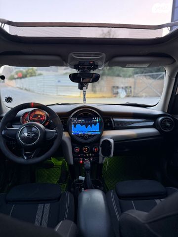 מודעת רכב מיני קופר